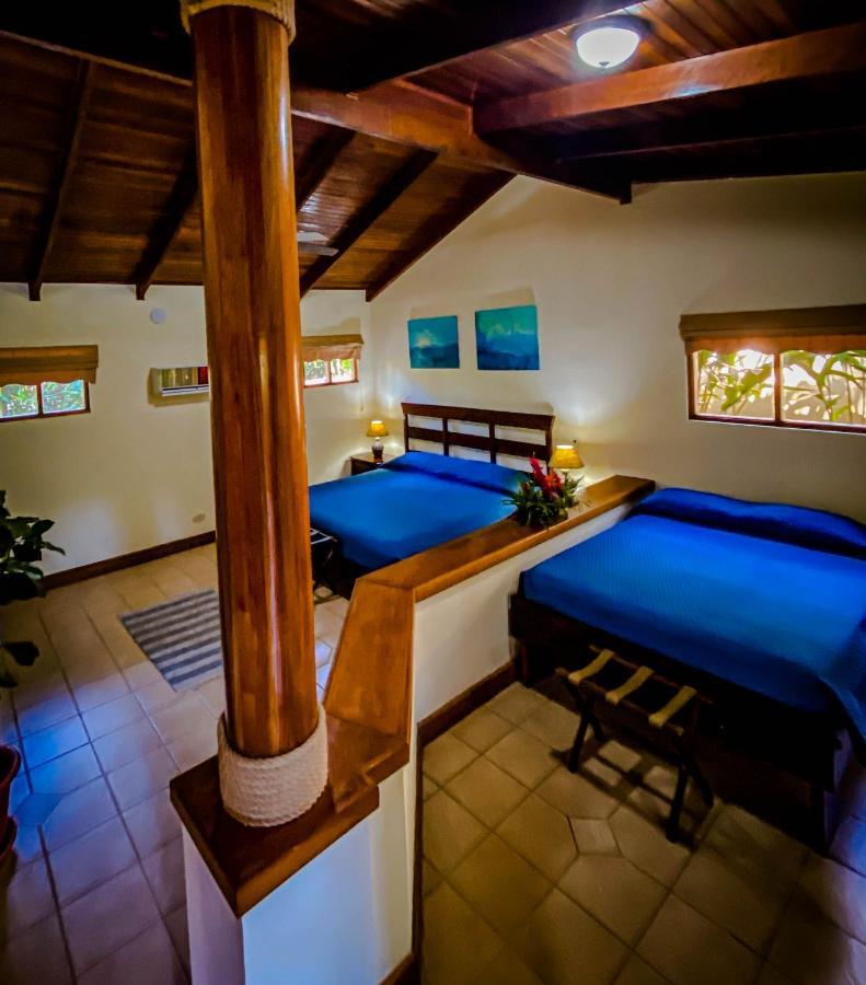 Jaco Hotel Docelunas Bagian luar foto