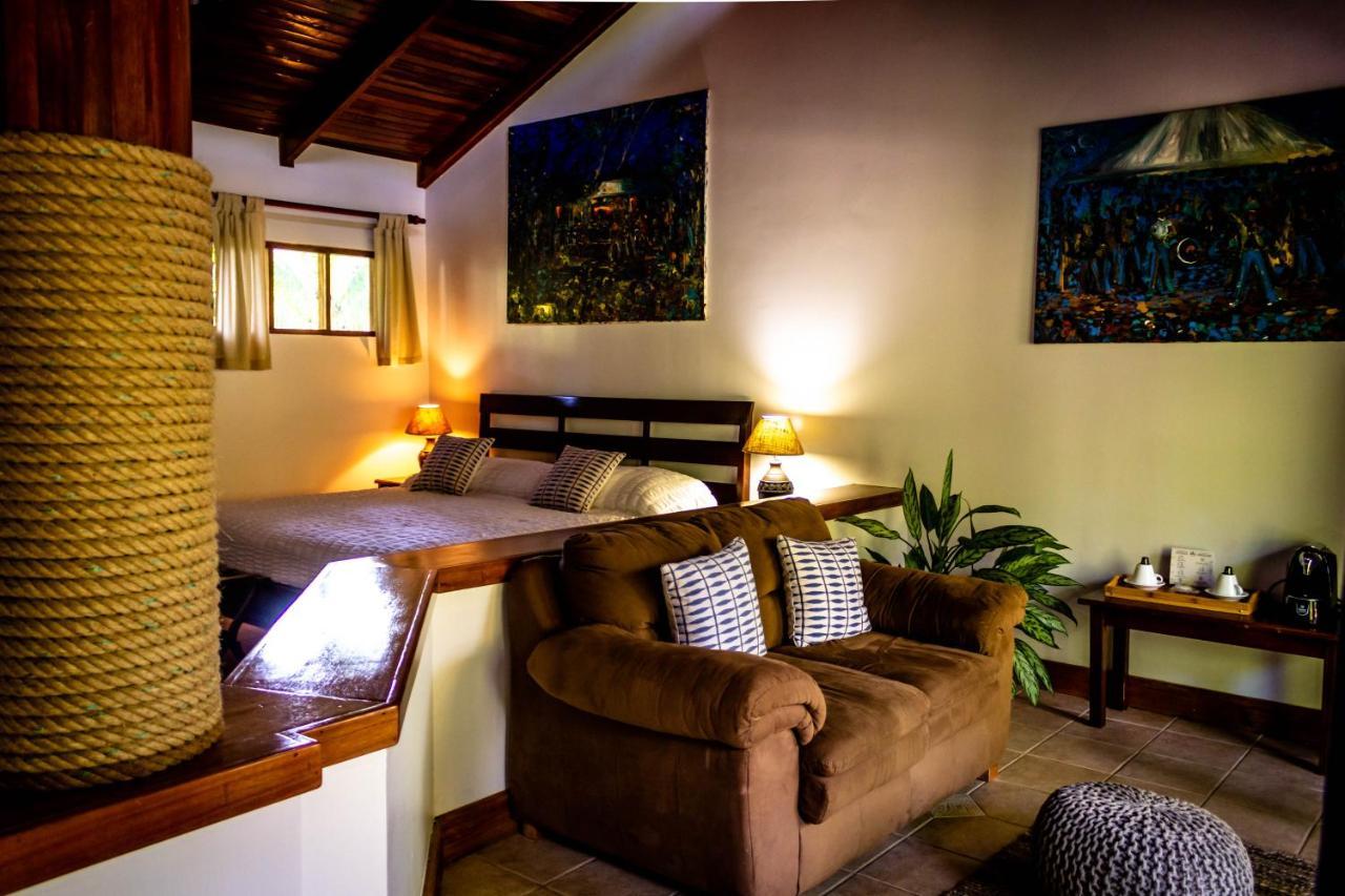 Jaco Hotel Docelunas Bagian luar foto