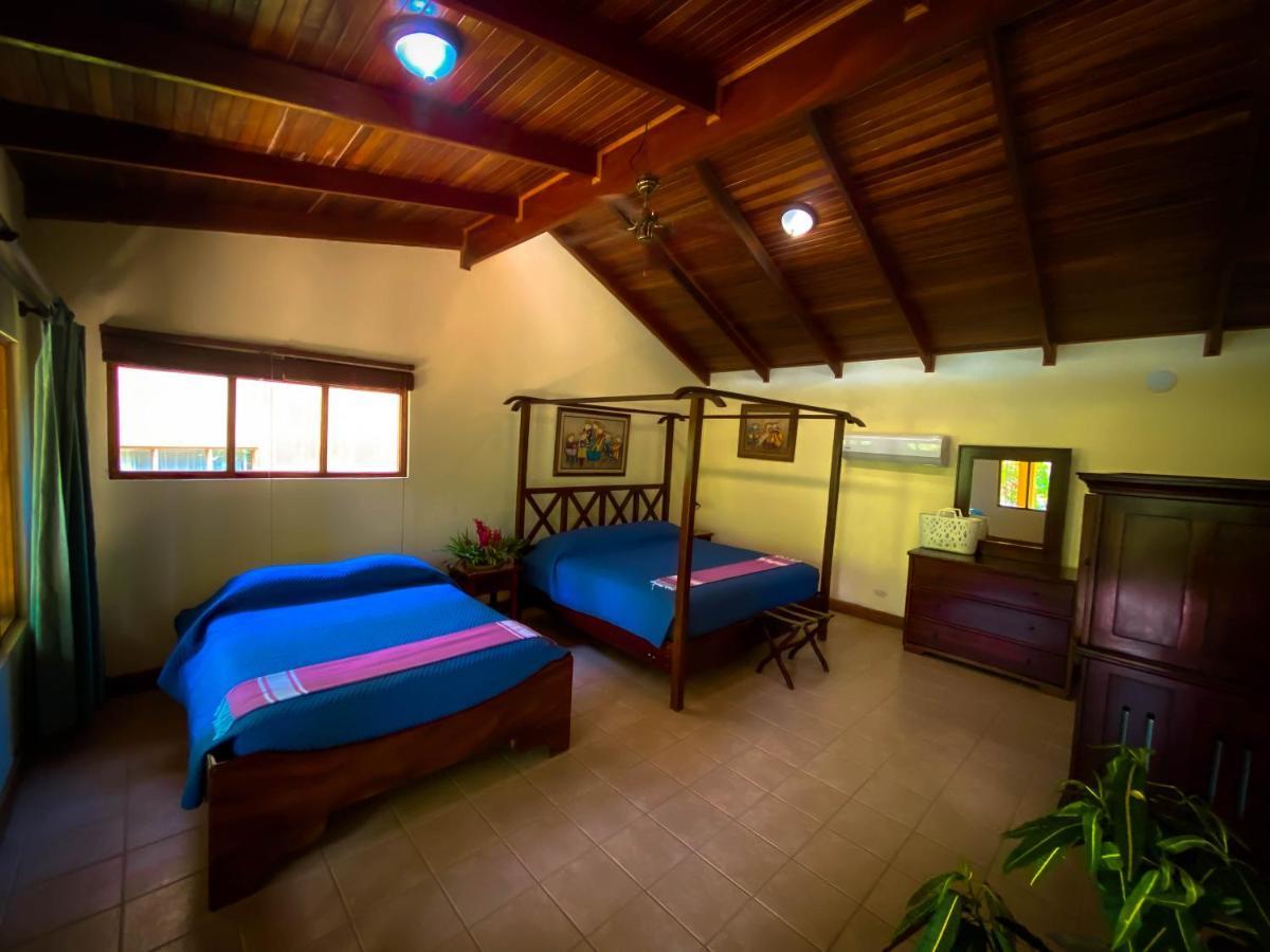 Jaco Hotel Docelunas Bagian luar foto