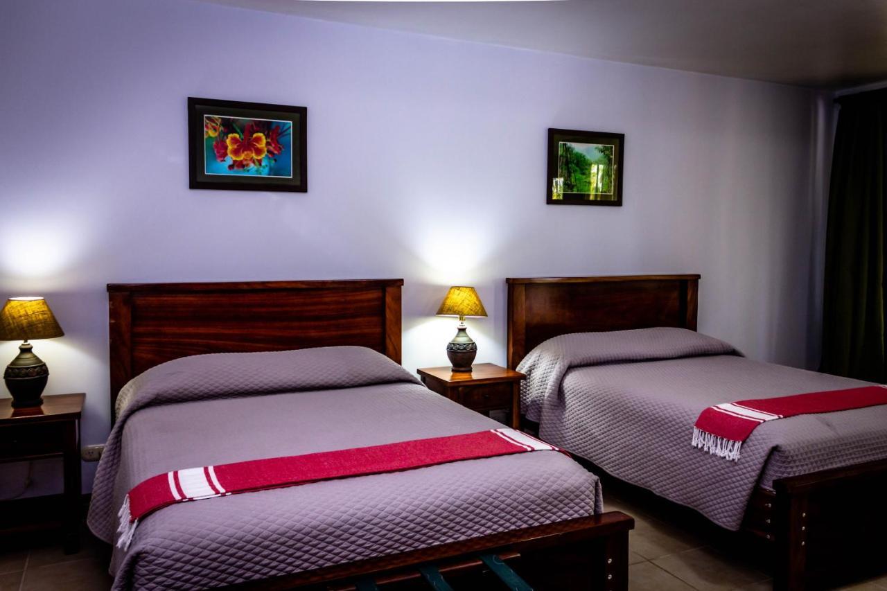 Jaco Hotel Docelunas Bagian luar foto